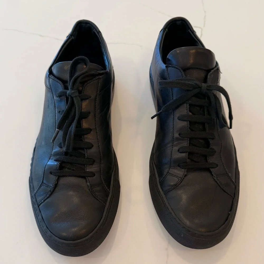 Men's Black Common Projects Leather Achilles Low-Top Sneakers size 8.5 - Picture 3 of 4